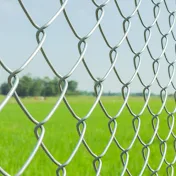 Chainlink fencing machine