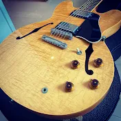 Croquette Guitar