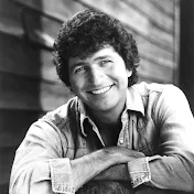 Mac Davis - Topic