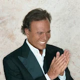 Julio Iglesias - Topic