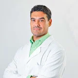 Dr. Hernández