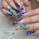 Piedrasanta nails