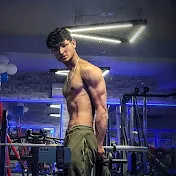 ANI IN GYM