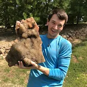 Dustin Finds Rocks