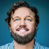 David Phelps - Topic