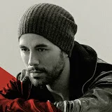 Enrique Iglesias - Topic