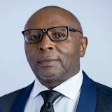 Dr Victor Tuwani Phume