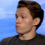 Tom Holland en Español