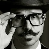 Mr.B The Gentleman Rhymer