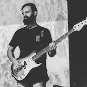 Vitor Roque Bass