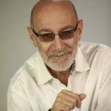 siavash ghomayshi