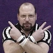 Referee Richard Lannon