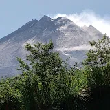 TENTANG MERAPI