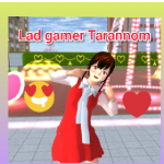 Lady gamer Tarannom