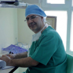 دکتر مومنی جراح بینی اصفهان