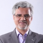 دکتر محمود صادقی