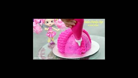 طرز تهیه کیک تولد دخترانه در خانه