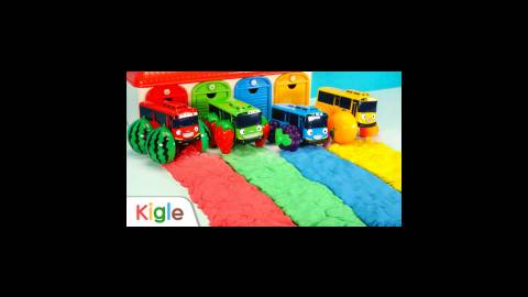 اتوبوس های اسباب بازی - اتوبوس در شن های رنگی - اسباب بازی کودکانه