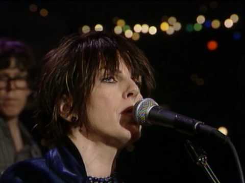 Lucinda Williams - "Passionate Kisses" [Live from Austin, TX]