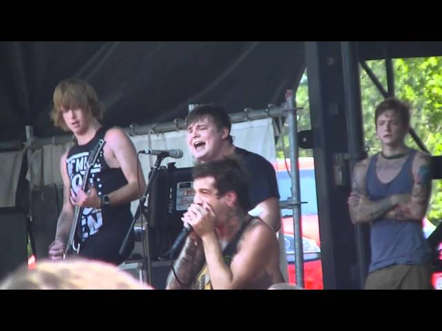 Of Mice and Men - Full Set Live [HD] @ Vans Warped Tour 2012 Detroit, MI