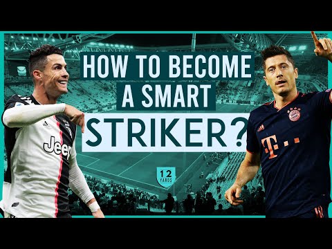 How to Become a Smart Centre Forward? (Ronaldo, Suarez & Lewandowski Analysis)