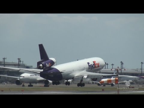 再生35万回突破！！超絶の横風着陸 Storm!! Extream Crosswind Landing's @Narita 成田空港 横風着陸