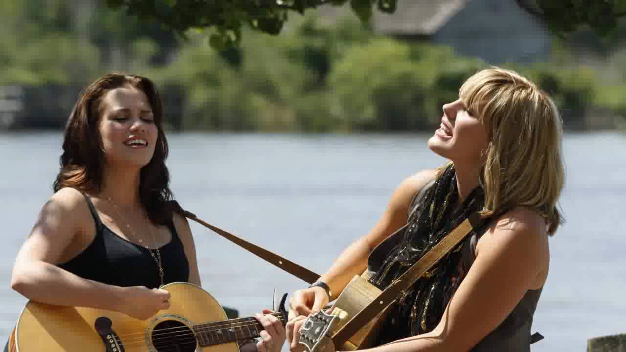 Bethany Joy Galeotti & Grace Potter - I Want Something That I Want