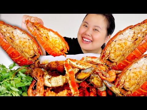 KING CRAB LEGS + LOBSTER TAILS + SHRIMP + MUSSELS + CRAWFISH SEAFOOD BOIL MUKBANG 먹방 EATING SHOW!