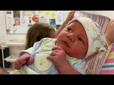 SPENCER'S FIRST BATH AT GOLD COAST PRIVATE HOSPITAL//NEW-BORN BABY BOY'S FIRST BATH//