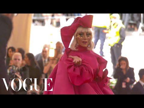 Lady Gaga's Red Carpet Entrance | Met Gala 2019 With Liza Koshy | Vogue