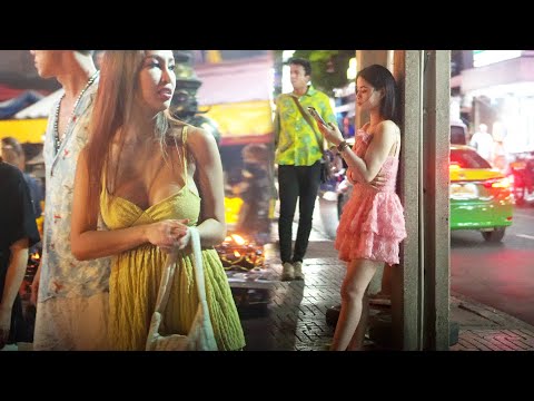 [4k] Soi 4 nana plaza street nightlife scenes. So many pretty freelancers!