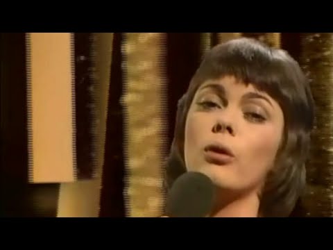 Mireille Mathieu - Sometimes (You Make Me Cry) live 1970