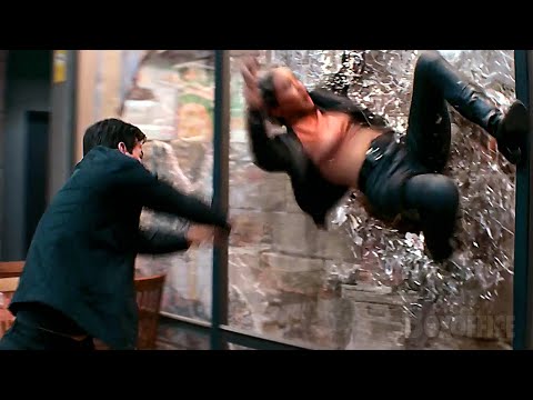 Sully Fights Braddock | Uncharted | CLIP