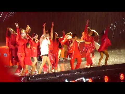 Taylor Swift's Unforgettable '22' Performance in Epic Rainstorm | Nashville Eras Tour 2023 ⛈️🎤