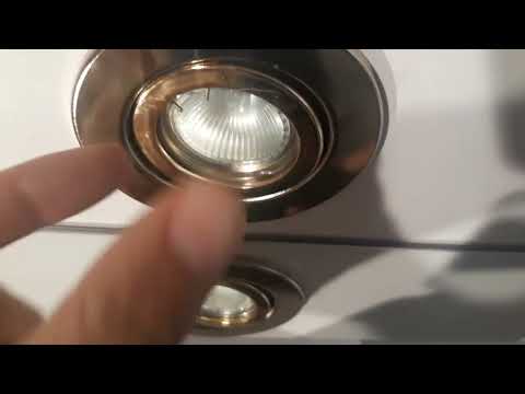 change a bulb / changing a bulb / Downlight bulb / canister light / can light / Pot light / Led